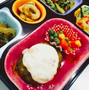 ライフデリの柔らかハンバーグ